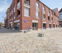 Commercieel handelspand/praktijkruimte van ca. 364 m² te huur op toplocatie in Aarschot