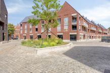 Commercieel handelspand/praktijkruimte van ca. 364 m² te huur op toplocatie in Aarschot