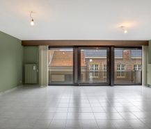 Instapklaar 2-kamerappartement in hartje Poperinge
