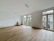Schaarbeek: Appartement met 2 slaapkamers 100m² + balkons