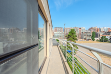Appartement magnifiquement rénové avec terrasse et 2 chambres
