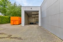 Entrepôt (1 800 m²) à louer dans la zone industrielle de Webbekom 