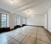 Karaktervol gelijkvloers appartement te huur in hartje Brugge