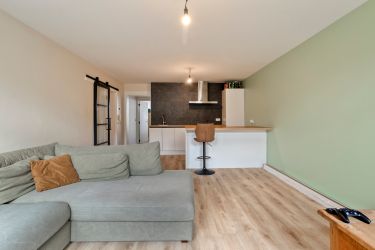 Gezellig appartement met autostaanplaats te koop te Merksem