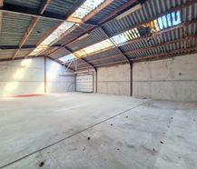 Magazijn (ca.150 m²) vlak bij de N43 in Sint-Martens-Latem