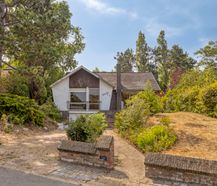 Te renoveren woning op 1192m² grond op topligging!