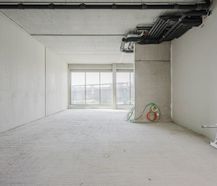 Commerciële ruimte van 191,78 m² te koop in project Kaai City te Kortrijk