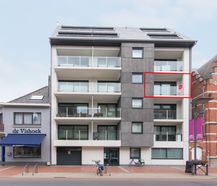 Luxuriously finished 2 bedroom apartment with sun terrace
