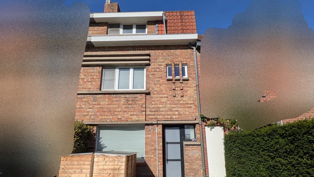 Instapklare, lichtrijke woning met 4 slaapkamers en tuin