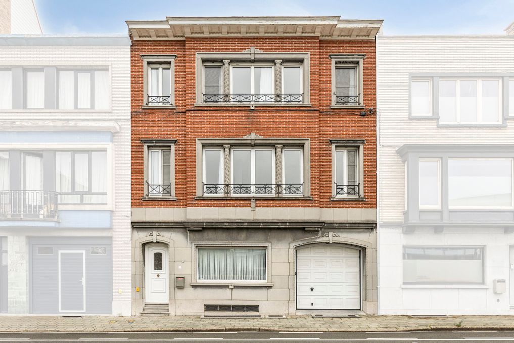 Stadswoning met potentieel voor appartementen in Kortrijk