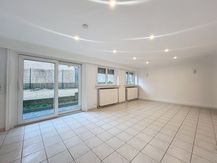 Laeken: Gerenoveerde studio van 45m² met terras