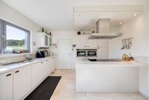Villa in Eben-Emael met mogelijkheid tot twee wooneenheden nabij Maastricht