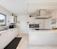 Villa in Eben-Emael met mogelijkheid tot twee wooneenheden nabij Maastricht