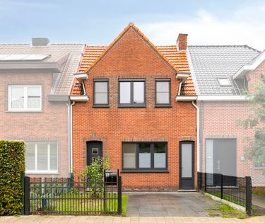 Instapklare woning met gunstig EPC te koop in Kapellen!