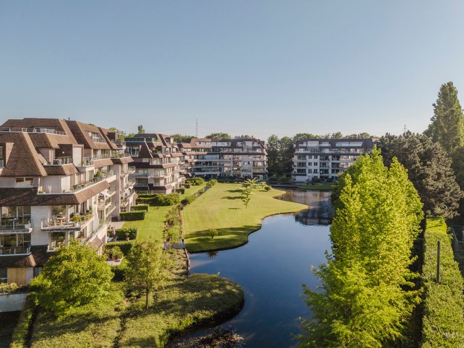 Penthouse de luxe avec terrasses panoramiques à Harelbeke