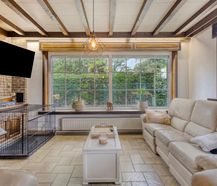 Woning met groot perceel van 1.300 m² te Rumbeke