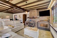 Woning met groot perceel van 1.300 m² te Rumbeke