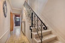 Woning met groot perceel van 1.300 m² te Rumbeke