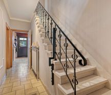Woning met groot perceel van 1.300 m² te Rumbeke