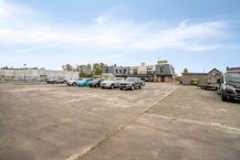Bedrijfsterrein van ca. 6.860m² langs invalsweg in Roesealre