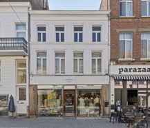 Verhuurd handelspand te koop in het centrum van Kortrijk