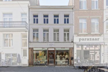 Verhuurd handelspand te koop in het centrum van Kortrijk