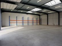 Magazijn (454 m²) te huur in Zwevezele