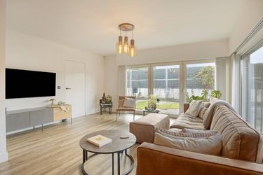 Lichtrijke open bebouwing met ruime tuin te koop in Aalter