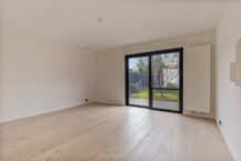 Gerenoveerd appartement met tuin te huur in centrum Wilrijk