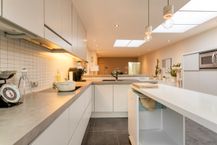 Instapklare woning met tuin in hartje Kortrijk