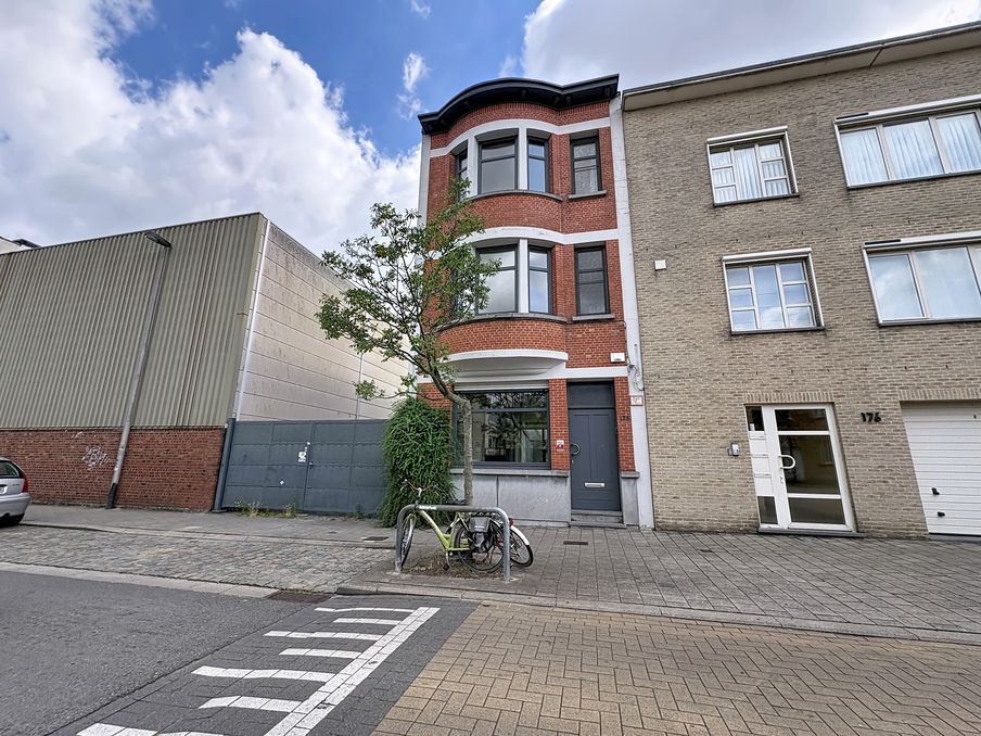 Huis met 4 slaapkamers te huur in Hoboken