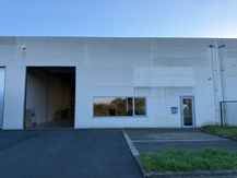 Magazijn te huur in Regina Wautersweg, Roeselare