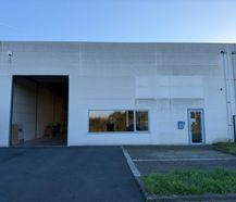 Magazijn te huur in Regina Wautersweg, Roeselare