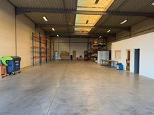 Magazijn te huur in Regina Wautersweg, Roeselare