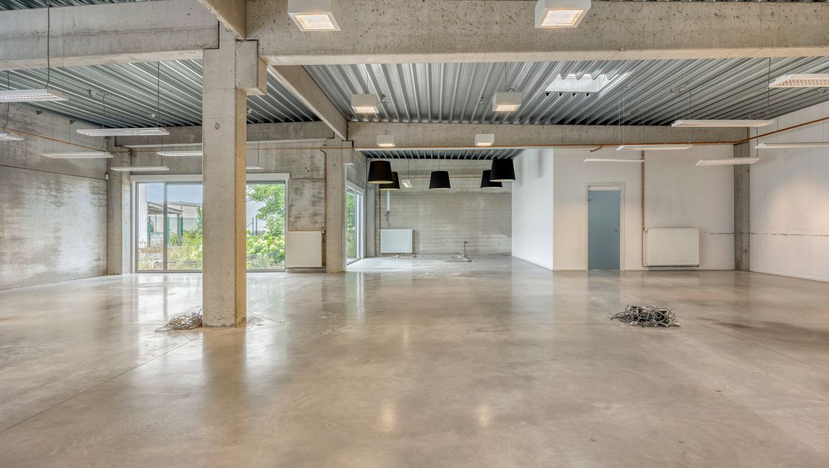 Handelsruimte te koop in Wevelgem