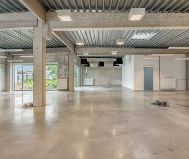 Handelsruimte te koop in Wevelgem