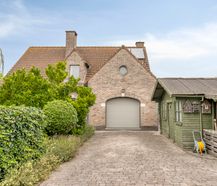 Villa op rustige ligging te koop in Blankenberge
