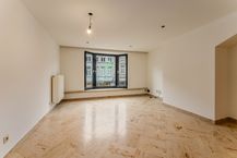 Three-bedroom apartment (125 m²) with roof terrace (82 m²)