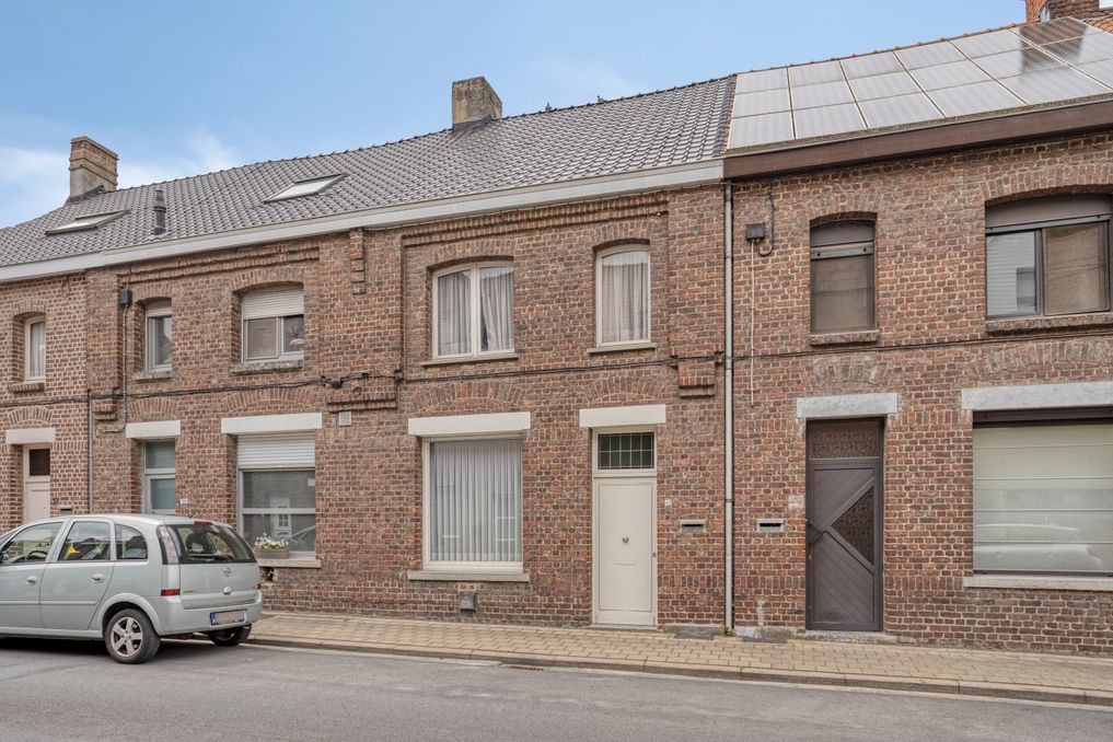 Maison de caractère à rénover à Izegem avec beaucoup de potentiel !