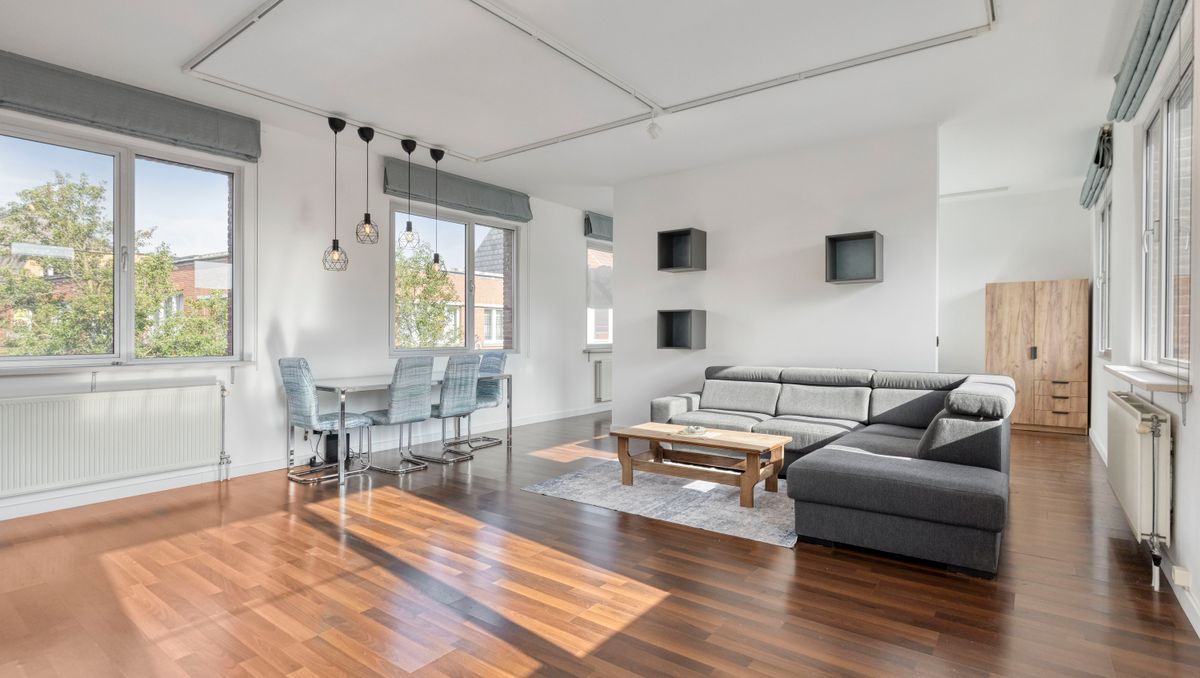 Vernieuwde loft te koop in Mechelen met terras