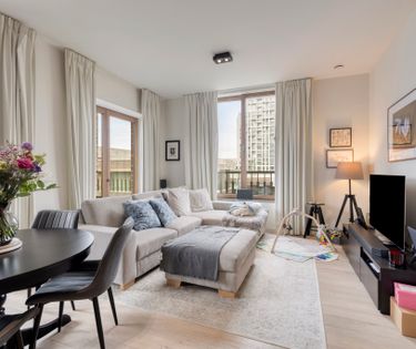 Twee-slaapkamer appartement met terras te koop Nieuw Zuid