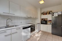 2-bedroom apartment with terrace and parking in Laeken