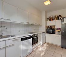 2-bedroom apartment with terrace and parking in Laeken