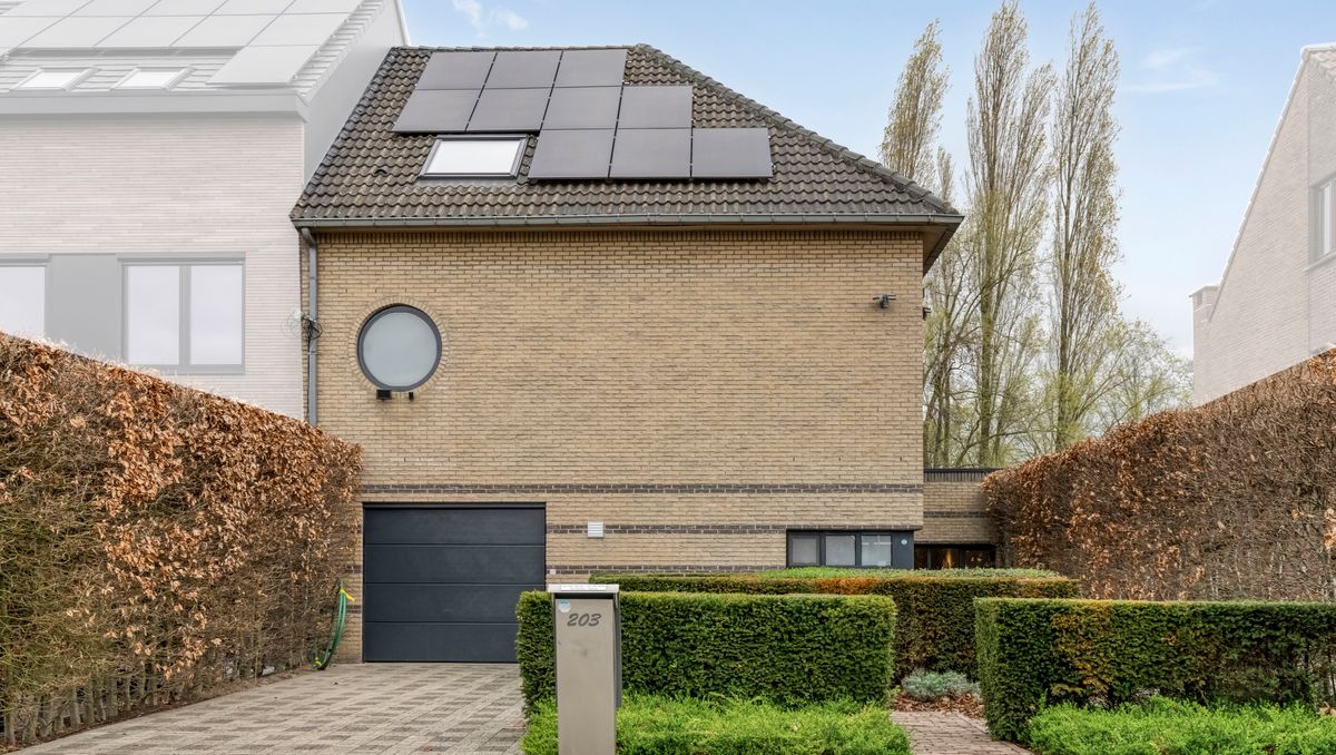 Ruime kangoeroewoning van ca. 308 m² te koop in Wilrijk