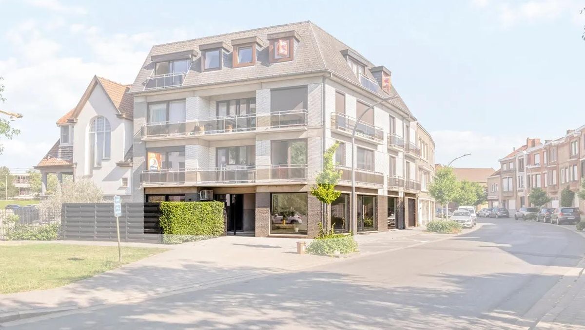Handelspand te koop op interessante locatie in Kortrijk