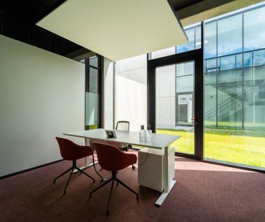 Office space for rent in the business center in Roeselare