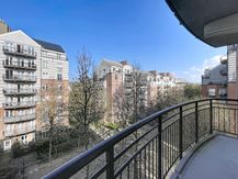JETTE – Two-bedroom apartment for rent with parking