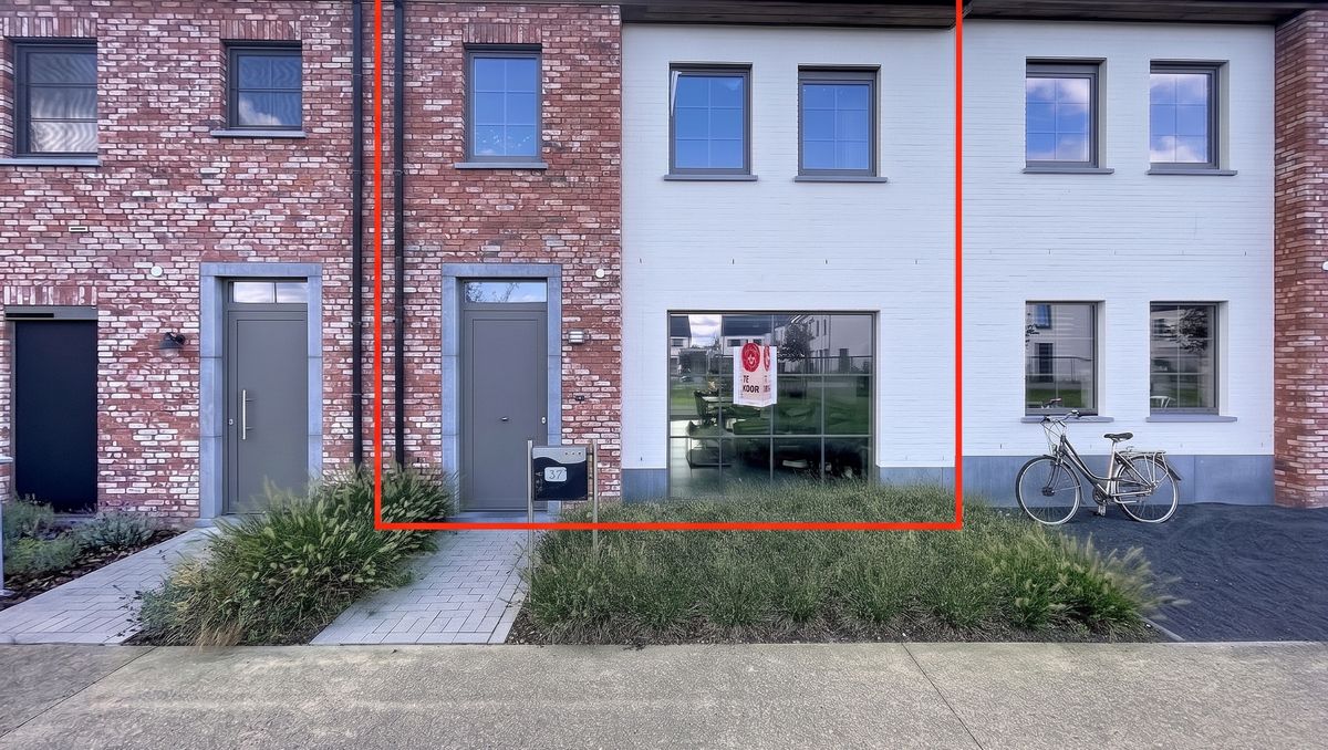Nieuwbouw met 2 kamers en garagebox op toplocatie in Aalter