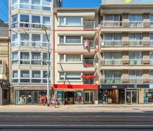 Gerenoveerd 2 slaapkamer appartement op topligging!