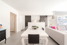Gerenoveerd 2 slaapkamer appartement op topligging!